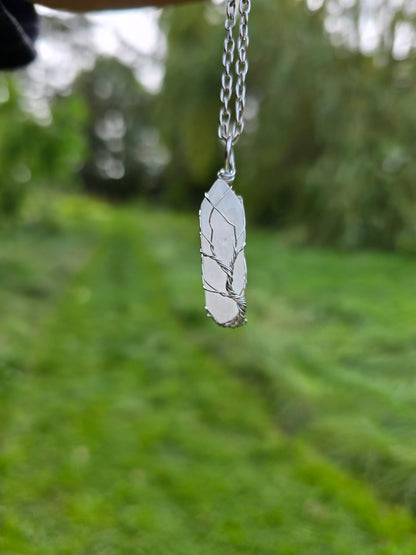 The Tree of Life Necklace with rock crystal – Elegant and symbolic jewellery