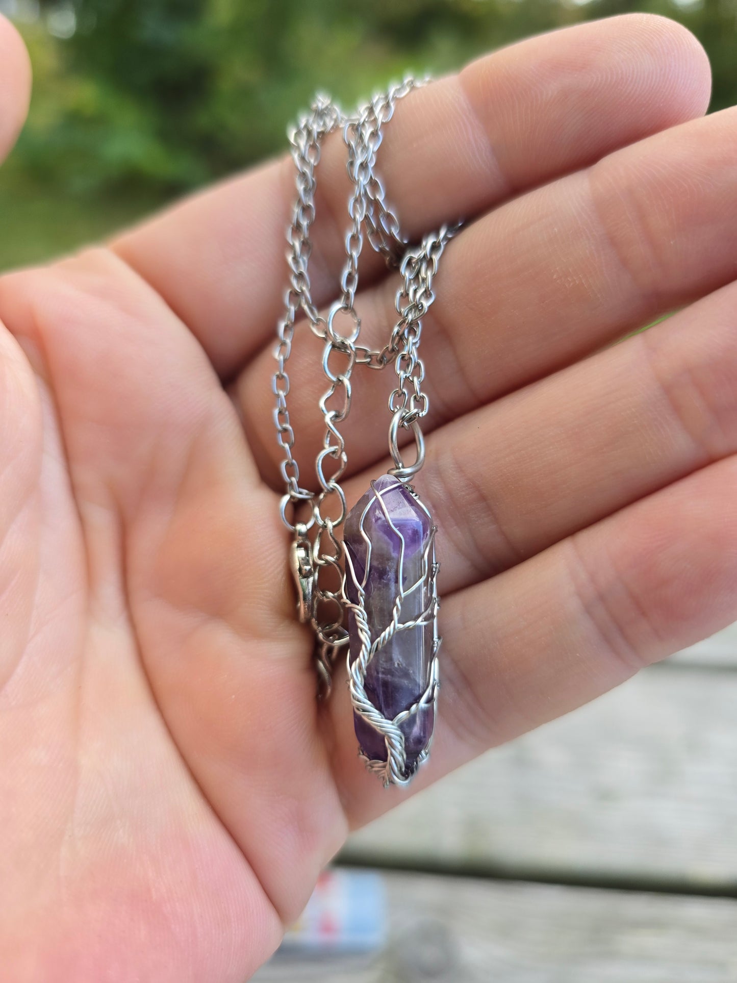 Tree of Life Necklace with Amethyst – Elegant and Symbolic Jewelry