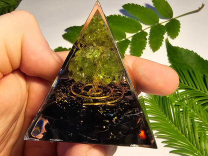 Peridot Wood Orgonite Pyramid