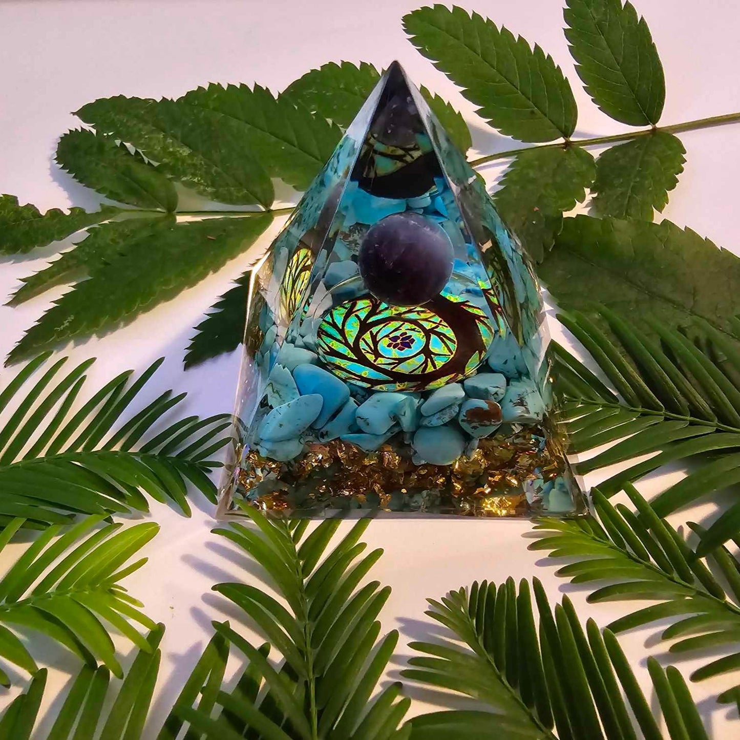 Blue Howlite Amethyst Orgonite Pyramid